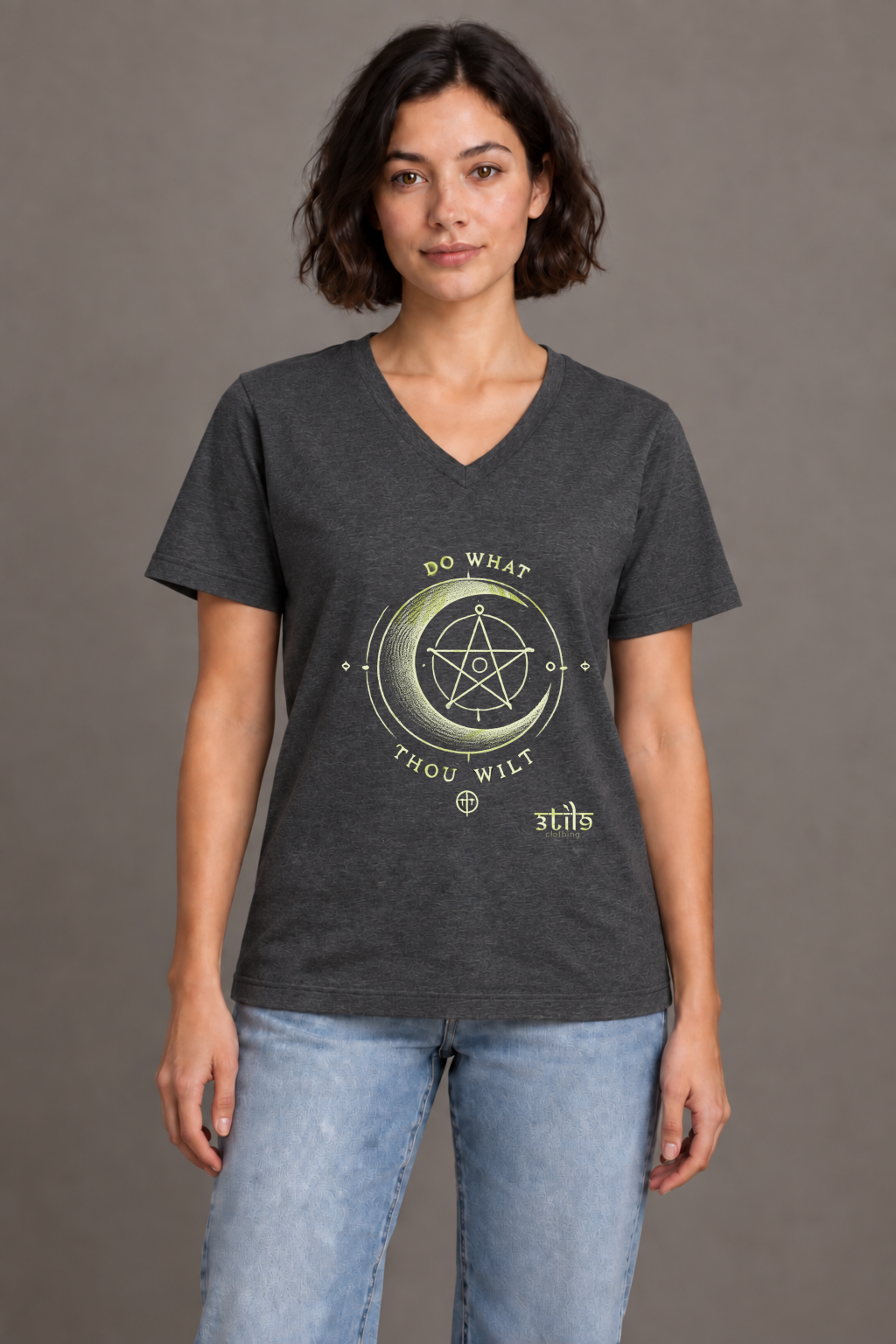 Crescent 2017 - Dark Heather, wearing illustration